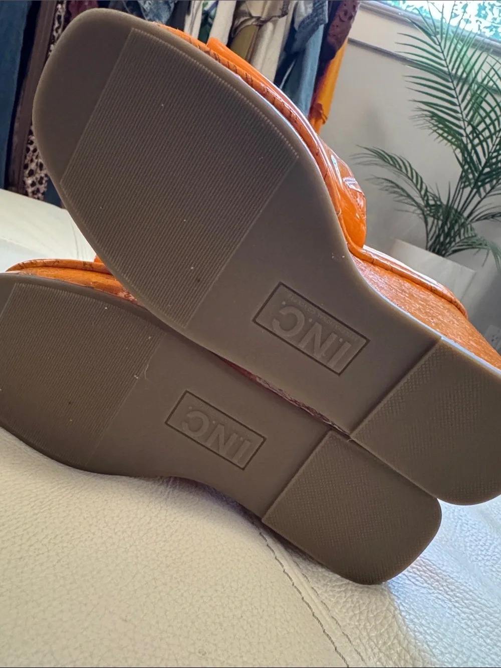🧡 NEW Orange Wedge Sandals - Women 7